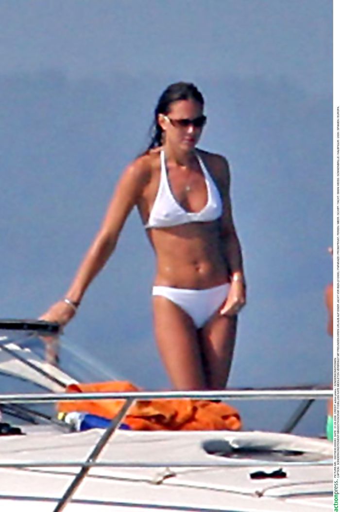 Kate Middleton, în vacanță la Ibiza cu Prințul William, în 2006. 