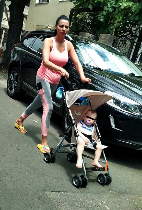 cum a slabit lavinia parva