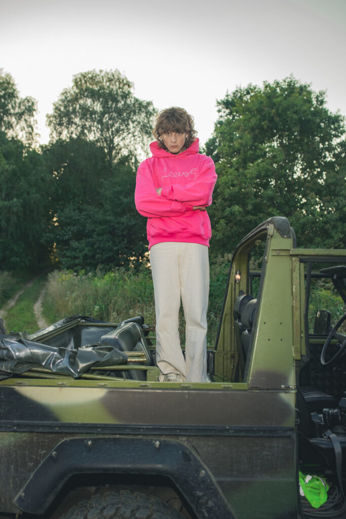 MODIVO prezintă: 2005 x Leeves - două branduri poloneze de streetwear își unesc forțele într-o colecție capsulă