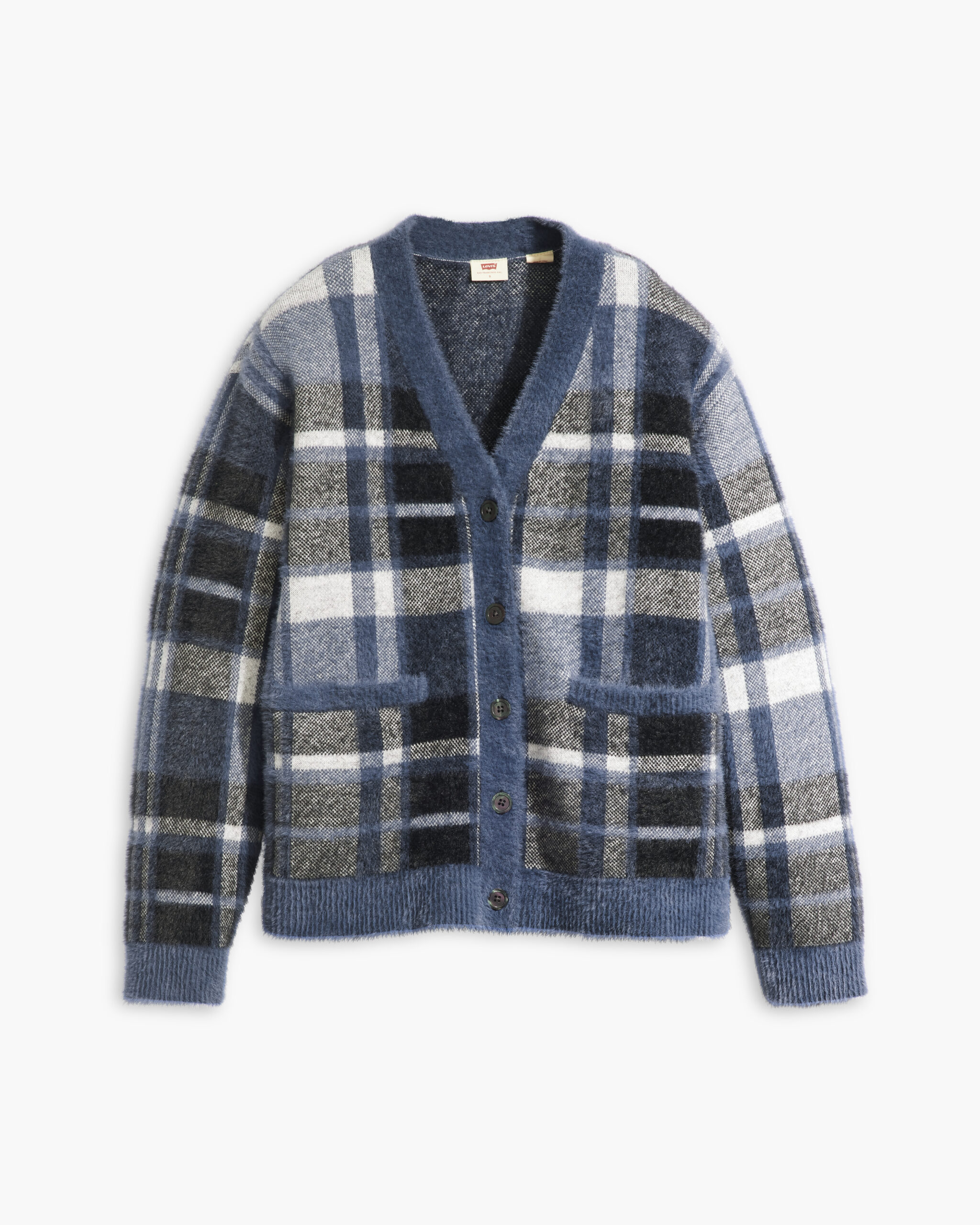 Levi’s și Emma Chamberlain celebrează bucuria de a dărui prin noua campanie It’s Giving Season