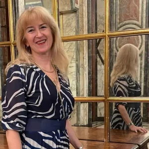 Pianista Alina Pavalache a murit la 63 de ani: „A fost unul dintre acei oameni rari care au transformat sensibilitatea în limbaj, muzica în refugiu și prezența umană într-o formă de lumină discretă”
