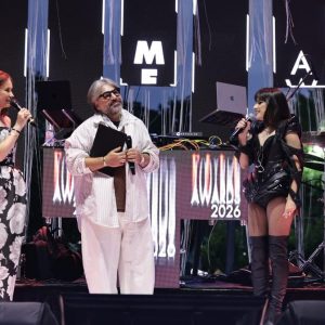 ELLE New Media Awards 2026: Vedetele online-ului românesc au strălucit pe covorul roșu. Cine sunt marii câștigători ai serii
