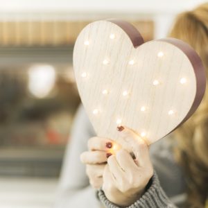 Horoscop 30 mai 2026. Iubirea schimbă cursul zilei pentru mai multe zodii