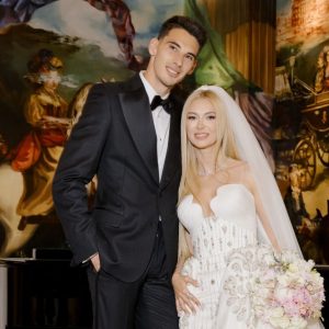 Primele imagini de la nunta Andreei Bălan cu Victor Cornea! Ce mesaj cu semnificație specială a fost brodat pe una dintre cele patru rochii de mireasă și ce gest au făcut părinții mirelui