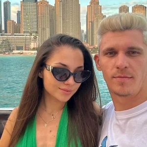 Fotbalistul de la Națională Ștefan Târnovanu se căsătorește cu iubita lui, Loredana! Când are loc nunta și unde se ține marele eveniment 