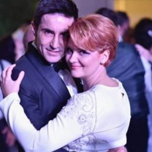 Imagini de la nunta Olguței Vasilescu și a lui Claudiu Manda, din 2019. Cum au fost surprinși Liviu Dragnea și iubita lui de atunci, Irina Tănase, când a început să cânte Loredana