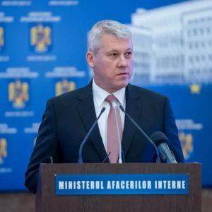Cătălin Predoiu, ministrul interimar de Interne, nu va contesta o eventuală excludere a sa din PNL: „Sunt gata să accept consecinţele”
