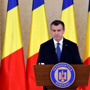 Eugen Tomac e dispus să schimbe oricare dintre numele propuse pentru noul Guvern, dacă sunt „argumente serioase, nu bazate pe etichete”: „Nicio persoană nu este de neînlocuit”