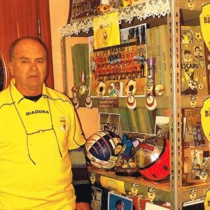 A murit Petru Cadar, fostul jucător al Steagului Roșu Brașov și unul dintre simbolurile fotbalului brașovean. Avea 77 de ani