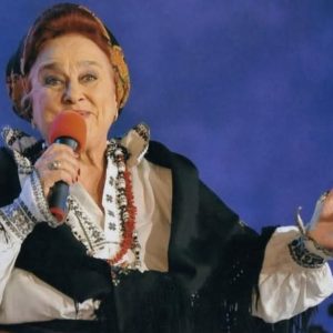 A murit interpreta de muzică populară Maria Haiduc, mama fostului fotbalist Marcel Pușcaș: „Am întors ultima filă a unei lungi și frumoase povești”