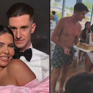 Andreea Popescu, alături de fostul soț, Rareș Cojoc! Cum au fost surprinși la piscină, la aniversarea fiului lor cel mare, Ioachim, care a împlinit 8 ani