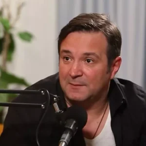 Momente dificile pentru Daniel Buzdugan, după ce mama lui, în vârstă de 91 de ani, a suferit un AVC: „O noapte nesfârșită, pe holurile spitalelor, cu diagnostice grele”