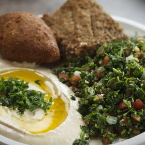 Rețetă de tabbouleh, salată din bucătăria arabă