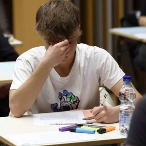 Subiectele la Matematică de la Evaluarea Națională 2026. Cerința-surpriză de la Subiectul III / Cum se rezolvau exercițiile