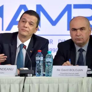 Sorin Grindeanu cere instanței să suspende 11 hotărâri de guvern ale cabinetului Bolojan: „Ilie, nu mai încălca legea! Va fi numai vina ta dacă România pierde un miliard de euro din PNRR”/ Reacția Executivului
