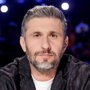 Dragoș Bucur, în conflict cu vecinii de la țară la miezul nopții: „Lucrezi în armată, nu? Hai să te vadă și colegii tăi din armată ce faci”. Actorul a fost amenințat după ce a chemat Poliția