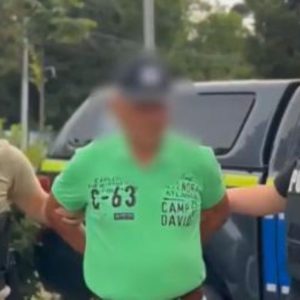 Bărbat din Botoşani, reținut de Poliție după ce a ucis cu cruzime un câine pentru că a lătrat la el. Ce pedeapsă riscă pentru schingiuirea animalelor