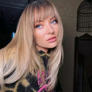 La 44 de ani, Delia își schimbă stilul de viață! La ce obiciuri dăunătoare renunță pentru sănătate: „Să nu mai mănânc chipsuri și zahăr procesat, să trăiesc într-un regim foarte atletic”