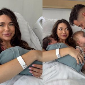Iustina Loghin de la Insula Iubirii a născut un băiețel. A postat primele imagini cu bebelușul și a dezvăluit numele / Prin ce momente grele a trecut după naștere