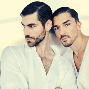 Alejandro și Emil Rengle, dezvăluiri despre gelozia și limitele în relația lor: „Am trecut prin momente în care am făcut greșeli. Faptul că relația noastră e publică vine cu o presiune aparte”/ EXCLUSIV