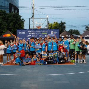 Republica sportului: 20.000 de oameni au ieșit în stradă să facă sport la Ploiești. Tamaș, Torje, Corina Ungureanu și Leonard Doroftei, printre participanți