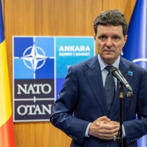 Ce a răspuns Nicușor Dan, întrebat dacă a discutat cu Donald Trump despre trupele americane din România: „Nu văd un risc de retragere”