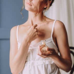 6 criterii care te ajută să alegi parfumul potrivit pentru personalitatea ta