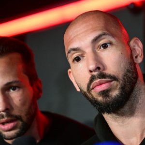 Andrew și Tristan Tate, arestați în Miami. Marea Britanie cere extrădarea fraților, acuzați de viol și trafic de persoane: „Am decis să-i punem sub acuzare”