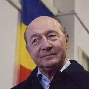 Traian Băsescu, atac dur la adresa liderilor politici: „Oamenii ăștia riscă să prăbuşească statul. Aproape că-şi trădează ţara pentru nişte interese mărunte, orgolii”