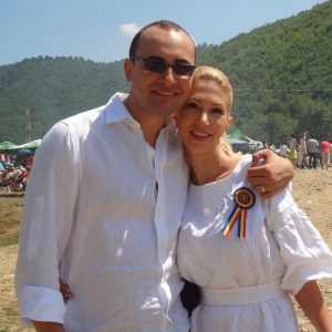 Cine este și cu ce se ocupă Valeriu Turcan, soțul Ralucăi Turcan. Sunt căsătoriți de 22 de ani și au împreună un băiat