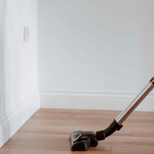 Dyson sau aspirator cu sac: diferența nu stă doar în putere