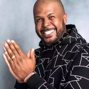 Cabral, o nouă apariție alături de iubită! Cum au fost surprinși de paparazzi într-un club de fițe