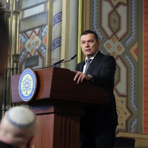 Sorin Grindeanu susține că PSD a deblocat fondurile europene și pune presiune pe Guvern: „Așteptăm și Legea Salarizării. Vom vota o lege care respectă angajații!”