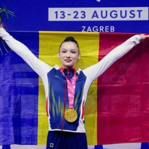 Cine este Aniela Tudor, singura gimnastă română medaliată la Zagreb. La 15 ani, sportiva a luat medalia de aur și a asigurat calificarea României la Campionatul Mondial de la Rotterdam