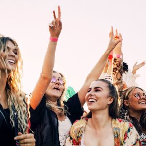 De la „ce o să zică lumea”, la „liber să fii CEL MAI TU”. Cum aduce ING Bank libertatea de a fi tu însuți la Summer Well