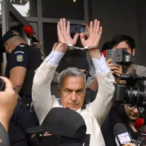 Călin Georgescu, arestat preventiv pentru 30 de zile în dosarul de corpuție, acuzat că a înșelat un om de afaceri cu 1.1 milioane de euro. Curtea de Apel București a aprobat cererea procurorilor