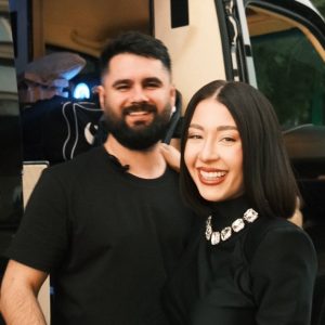 Nicole Cherry recunoaște că succesul a schimbat-o: „Fiecare etapă din viața mea a venit cu noi lecții, cu noi atribuții pe care le-am învățat”. Cât de mult a ajutat-o soțul ei în carieră