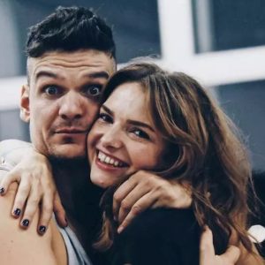 Cum este viața lui Tudor Chirilă, dincolo de concerte și Vocea României: „Duminica este despre apropiați: mama, familia, copiii, gagică-mea” / Ce spune despre iubita lui, Iulia Mîzgan