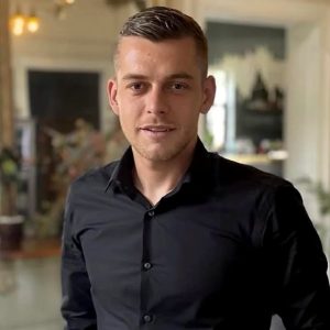 Alex Cicâldău s-a căsătorit în secret, iar naș a fost Mirel Rădoi! Cine este și cum arată soția fotbalistului de la Universitatea Craiova