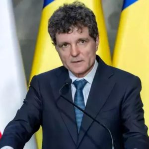 Nicușor Dan, declarații după ce PNL a amenințat cu sesizarea la CCR, în cazul în care ar pica la vot Guvernul Mureșan: „Alegerile anticipate nu sunt o soluție. Dimpotrivă, ar fi o continuare a instabilității!”