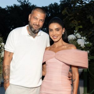 Adelina Pestrițu recunoaște că mariajul cu Virgil Șteblea a schimbat-o complet: „M-a învățat că nu trebuie să fac totul de una singură, că nu mereu am dreptate, m-a învățat să ascult și să-mi dau voie să fiu și vulnerabilă” / EXCLUSIV