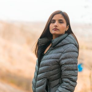 Ai găsit deja geaca dama care să te țină de cald până în primăvară?