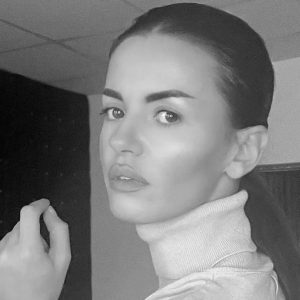 Cine este, de fapt, bărbatul pe care Mădălina Apostol l-a „iubit cel mai mult”: „Spunea că e omul pe care l-a întâlnit prea târziu. Era visul ei să facă o fată și a făcut-o cu bărbatul perfect”