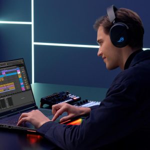 Performanță de top fără compromis: seria ASUS ROG Strix cu procesoare AMD Ryzen™ 9 redefinește standardele gamingului de elită