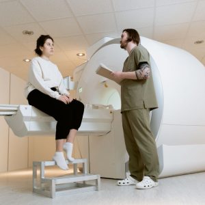 Cea mai bună clinică pentru RMN în București: tipuri de investigații, pregătire și programare