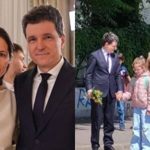Nicușor Dan și Mirabela Grădinaru, emoții în prima zi de școală a Aheei. Antim, fiul lor cel mic, a fost și el prezent, iar președintele l-a ținut în brațe