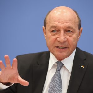 Traian Băsescu critică propunerea lui Ilie Bolojan pentru un guvern tehnocrat. Ce spune despre suspendarea lui Nicușor Dan: „De un ridicol total!”