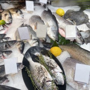 Ghid de cumpărare: cum recunoști peștele proaspăt de cel vechi