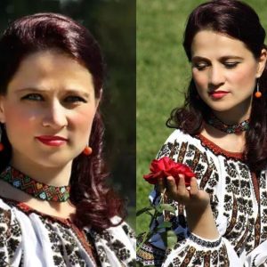 Nicoleta Voicu își caută părinții biologici, la 54 de ani: „Nu cred că mama ar fi sărit pe fereastra maternității, după ce m-a născut, ca să dispară”. Abandonată la naștere, artista a aflat la 10 ani că a fost înfiată