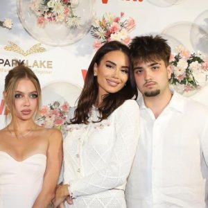 Geanina Ilieș și fiul ei, moment special la VIVA! Influencers Party 2026! Patrick, prima apariție oficială alături de iubita lui